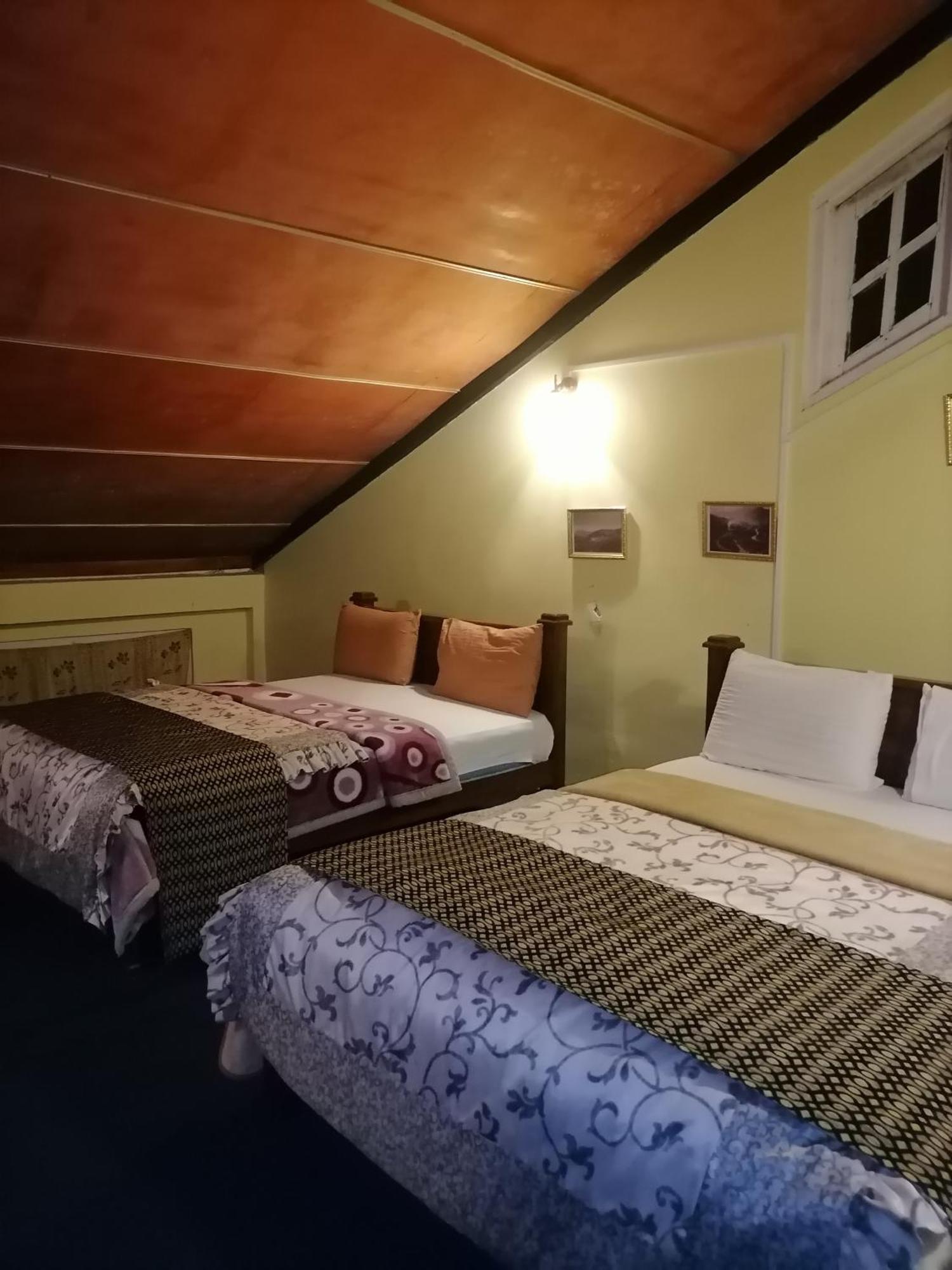 Himawari Hills Hotel Nuwara Eliya Buitenkant foto